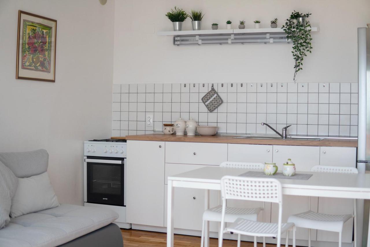 Milena Apartment Opatija Volosko Bagian luar foto