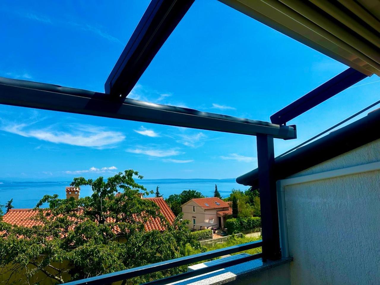 Milena Apartment Opatija Volosko Bagian luar foto